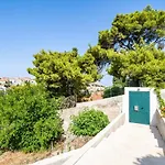 Daire Green Garden *